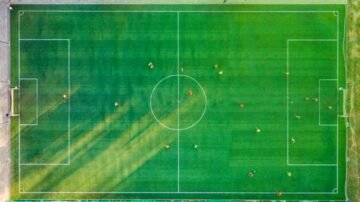 Spalony w piłce nożnej – zasada, która wciąż budzi emocje