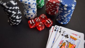 Poker Texas Hold’em – zasady gry, które musisz znać przed pierwszym rozdaniem
