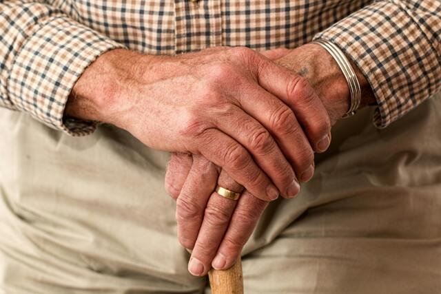 Seniorzy dostaną grosze? Eksperci nie mają złudzeń