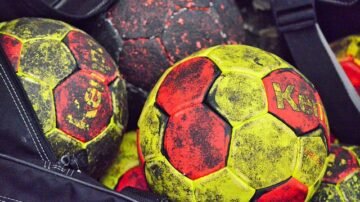 Piłka ręczna plażowa – zasady, historia, boisko