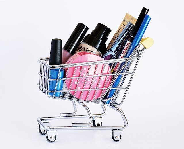 Hebe – jak sprawdzić dostępność produktów w sklepie?