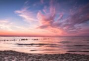 Tragiczne znalezisko na plaży w Jastarni – morze wyrzuciło ciało