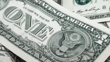 Dolar w cieniu konfliktu – siła czy przypadek?