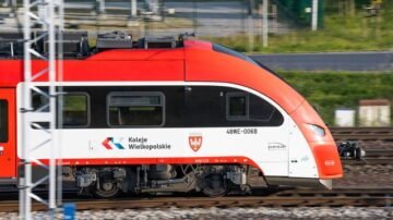 Upał zatrzymał pociągi. Pasażerowie muszą sprawdzać rozkłady