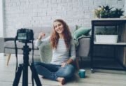 Kamila Smogulecka – kim jest znana influencerka Zusje? Wiek, kariera i życie prywatne
